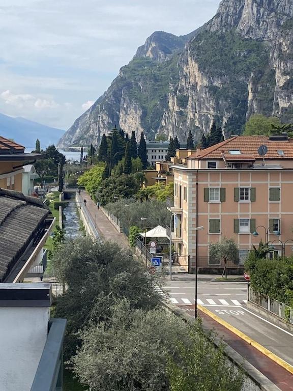 Casa Filippo Large 3 Room Apartment, Close To The Beach, Free Wifi Internet Riva del Garda Exterior foto