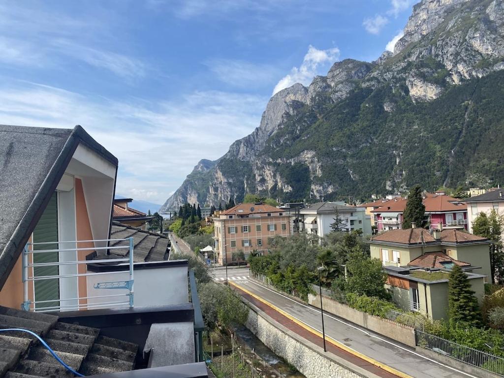 Casa Filippo Large 3 Room Apartment, Close To The Beach, Free Wifi Internet Riva del Garda Exterior foto