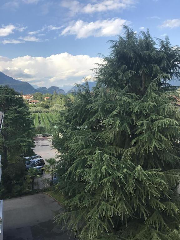 Casa Filippo Large 3 Room Apartment, Close To The Beach, Free Wifi Internet Riva del Garda Exterior foto