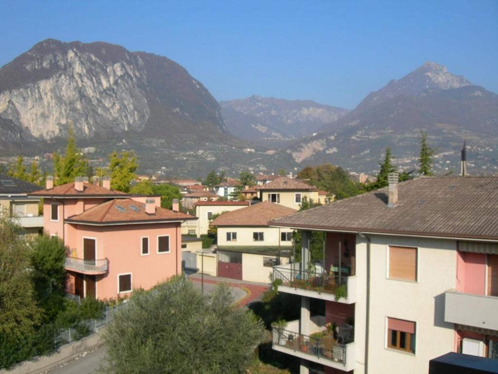 Casa Filippo Large 3 Room Apartment, Close To The Beach, Free Wifi Internet Riva del Garda Exterior foto